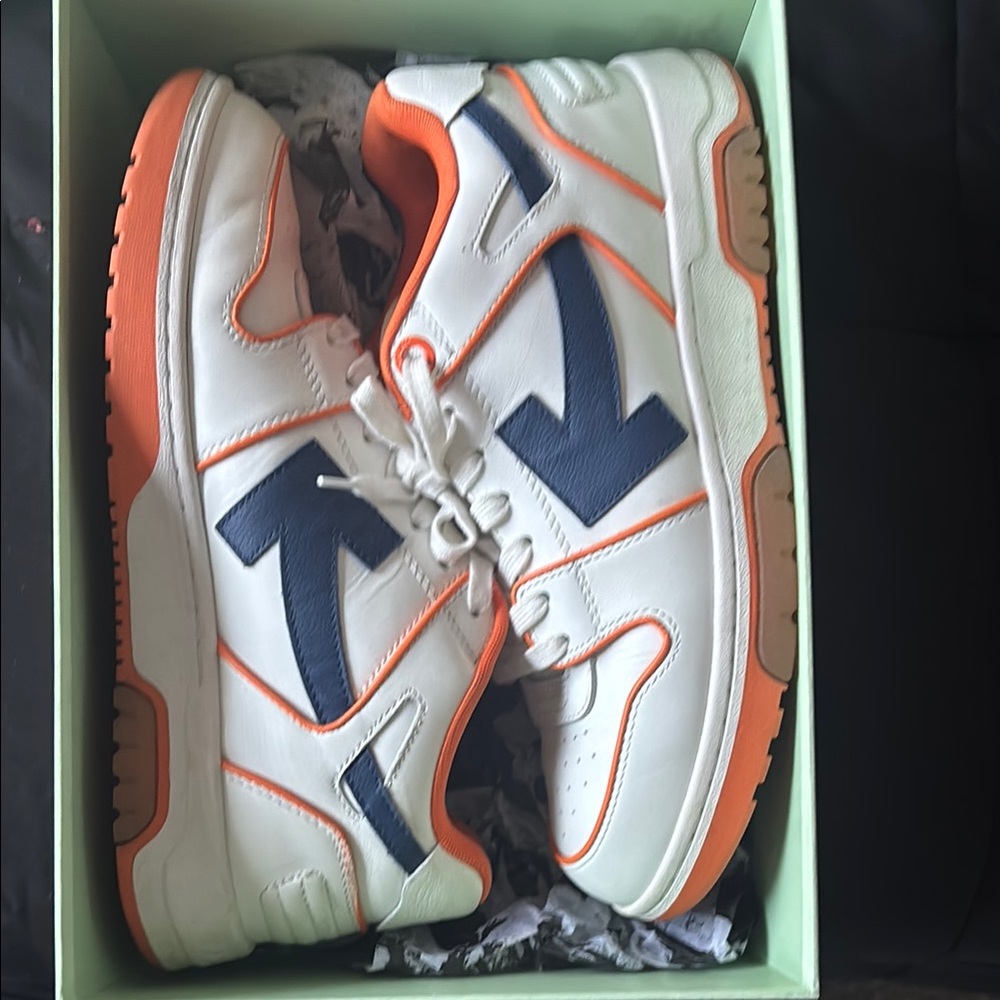 Off-White White and Orange Sneakers